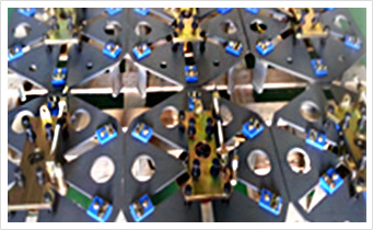 Tier UN-Loader Chuck & Conveyor